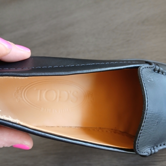 Tods NWOT Leather Loafers Woman Size 6.5 - Picture 7 of 8